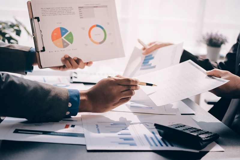 Recht op alle voordelen uit aandelen is aanmerkelijk belang